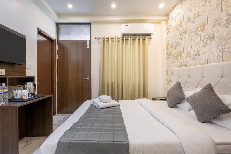 Deluxe Double Room with Balcony
